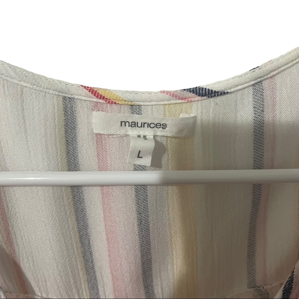 Maurice’s Lightweight Button Down Striped Short S… - image 2